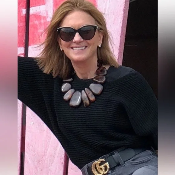 Live Friday night  Show listing Blowout sale today Don’t miss out - Picture 11 of 17